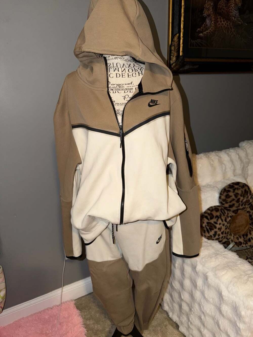 Nike Tech Fleece Full Zip Hoodie XL & Joggers M Tracksuit Set Tan Cream
